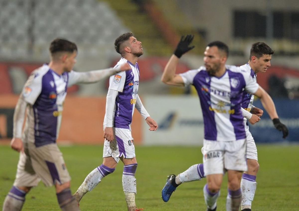 Ionel Gane, surclasat de Prepeliță la ultimul meci pe banca lui Dinamo » Note după victoria lui FC Argeș: Malele, cel mai bun de pe teren!