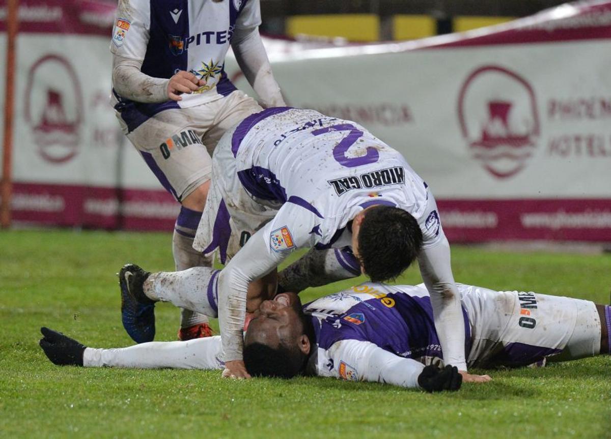 Ionel Gane, surclasat de Prepeliță la ultimul meci pe banca lui Dinamo » Note după victoria lui FC Argeș: Malele, cel mai bun de pe teren!