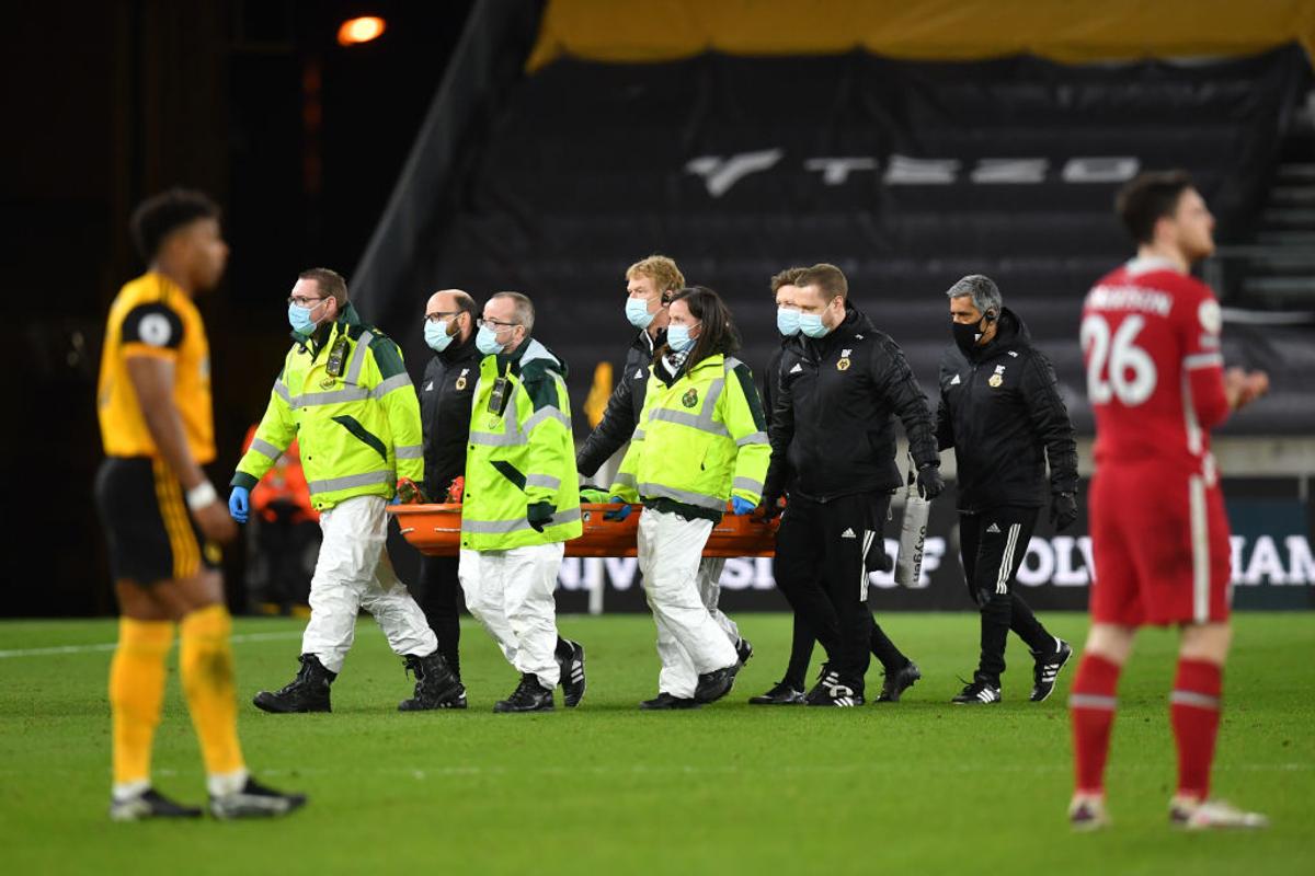 FOTO Momente teribile în Wolves - Liverpool » Rui Patricio a rămas inert pe gazon, după o ciocnire cu un coleg! Atenție, imagini cu puternic impact emoțional