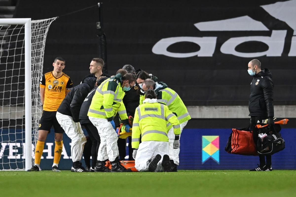 FOTO Momente teribile în Wolves - Liverpool » Rui Patricio a rămas inert pe gazon, după o ciocnire cu un coleg! Atenție, imagini cu puternic impact emoțional
