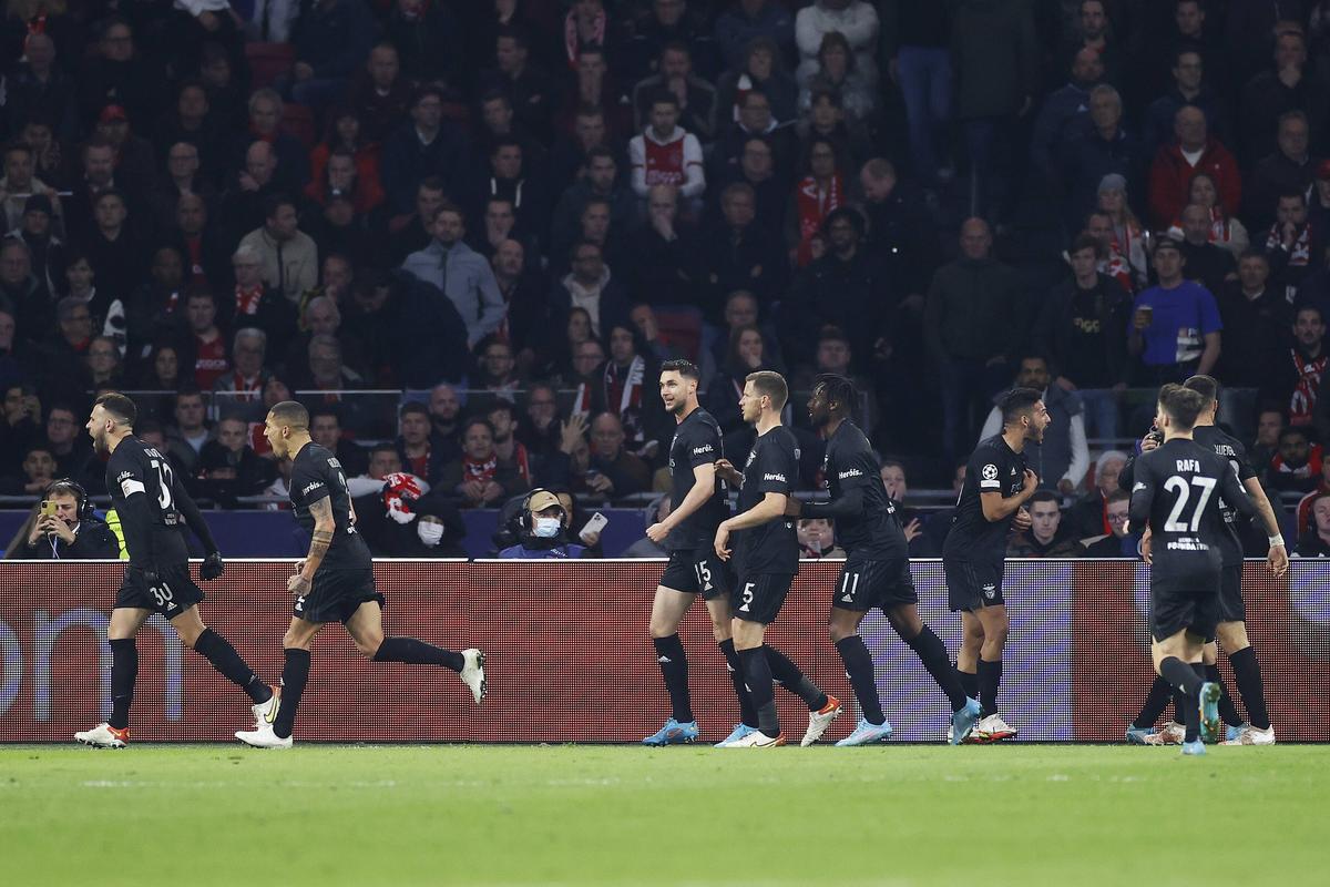 Ajax - Benfica, retur „optimi” Liga Campionilor