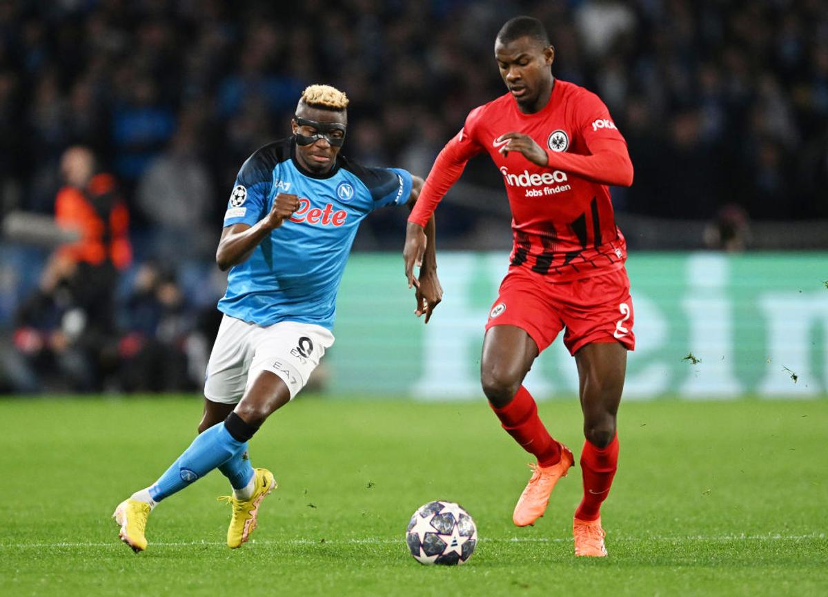 Napoli continuă sezonul istoric » S-a calificat pentru prima dată în istorie în „sferturile” Ligii Campionilor! Nici Maradona nu reușise asta