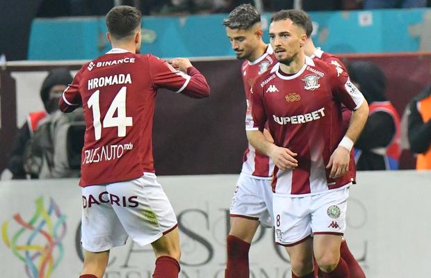 Jolly-joker-ul Rapidului în play-off: „Asta e marea lui calitate. Va fi o surpriză plăcută”