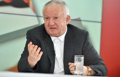 „Aveam o fobie!” » Adrian Porumboiu a recunoscut implicarea directă pentru antrenori: „Interveneam! După meci m-am dus, i-am strâns mâna”