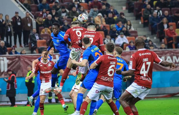 FCSB vs. Rapid, comparație amplă în direct » 7 criterii esențiale au stabilit o diferență URIAȘĂ!