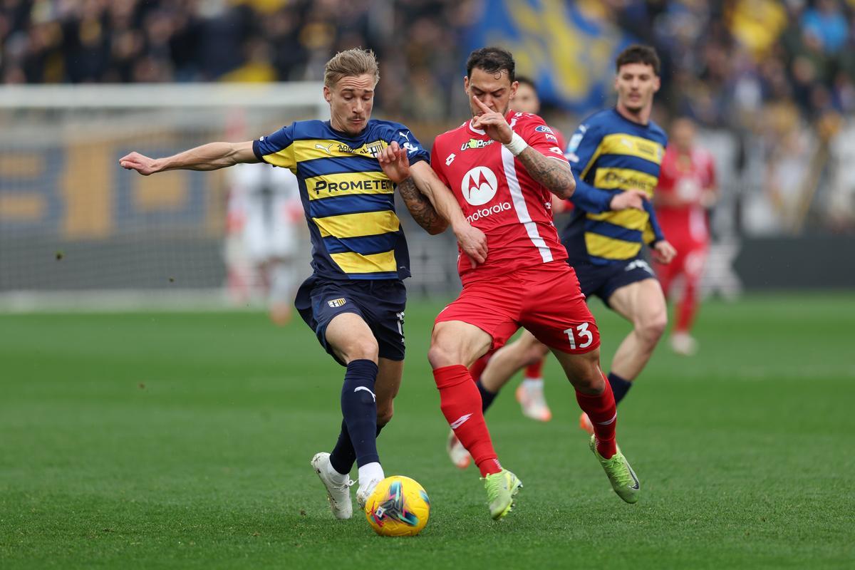 N-a fost SuperMan astăzi » Notele lui Dennis după Monza - Parma: „Chivu a procedat bine să-l înțepe”