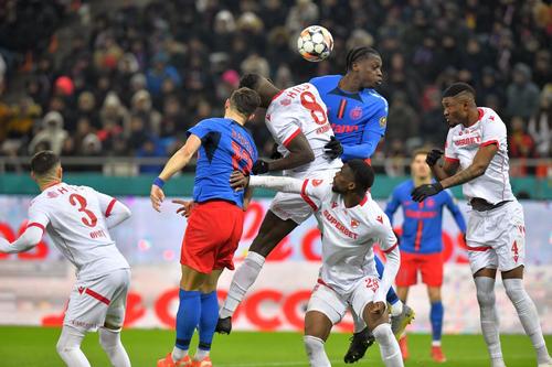 Dinamo și FCSB se întâlnesc diseară, de la 20:30