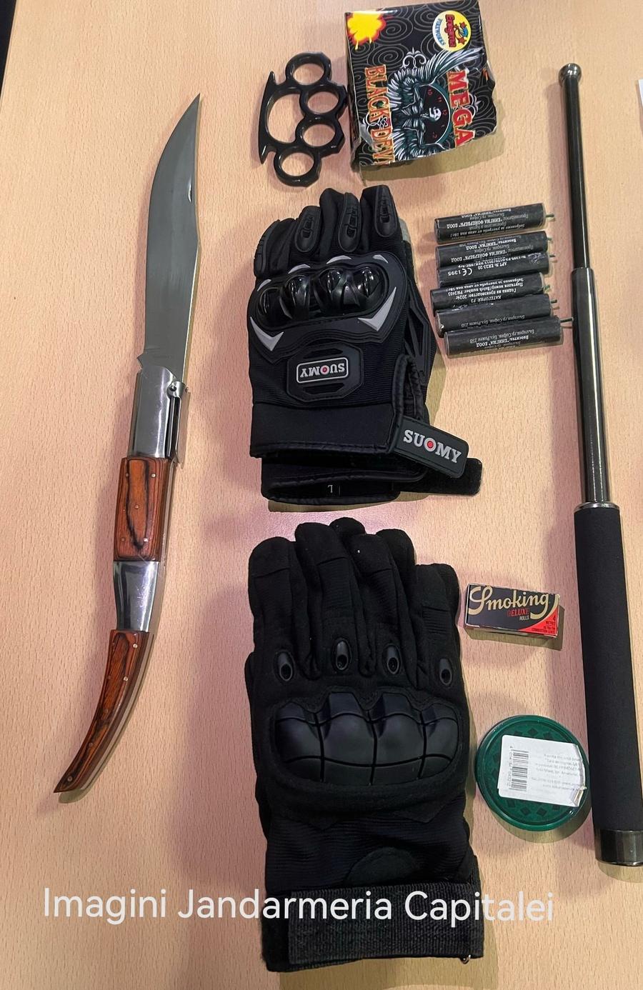 Obiectele confiscate de polițiști Autocarul cu suporterii Stelei a fost oprit de polițiști: le-au confiscat armele și i-au dus la secție!