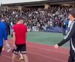 Fanii lui U Cluj, la antrenamentul echipei înainte de derby-ul cu CFR Cluj// foto: Facebook @U Cluj Fans