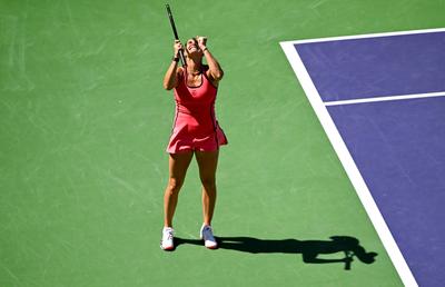 Aryna Sabalenka a câștigat trofeul de la Indian Wells, după o finală epică împotriva Elenei Rybakina