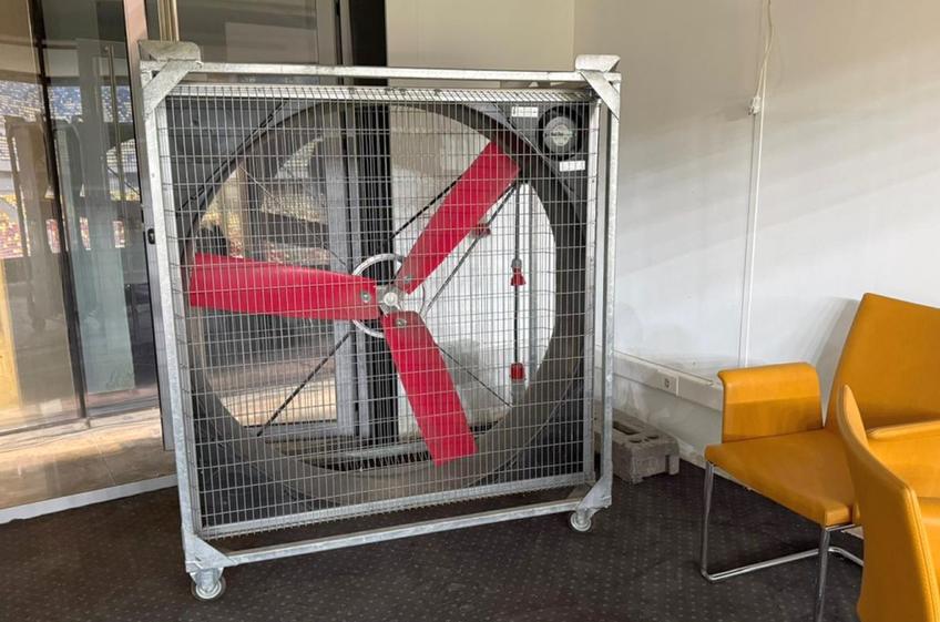 Au adus ventilatorul în studio-ul de la Arena Națională