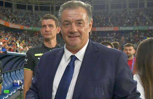 Acționarul lui Dinamo îl somează public pe Vassaras: „Dacă nu am deranjat soarele blând de sub Acropole...”