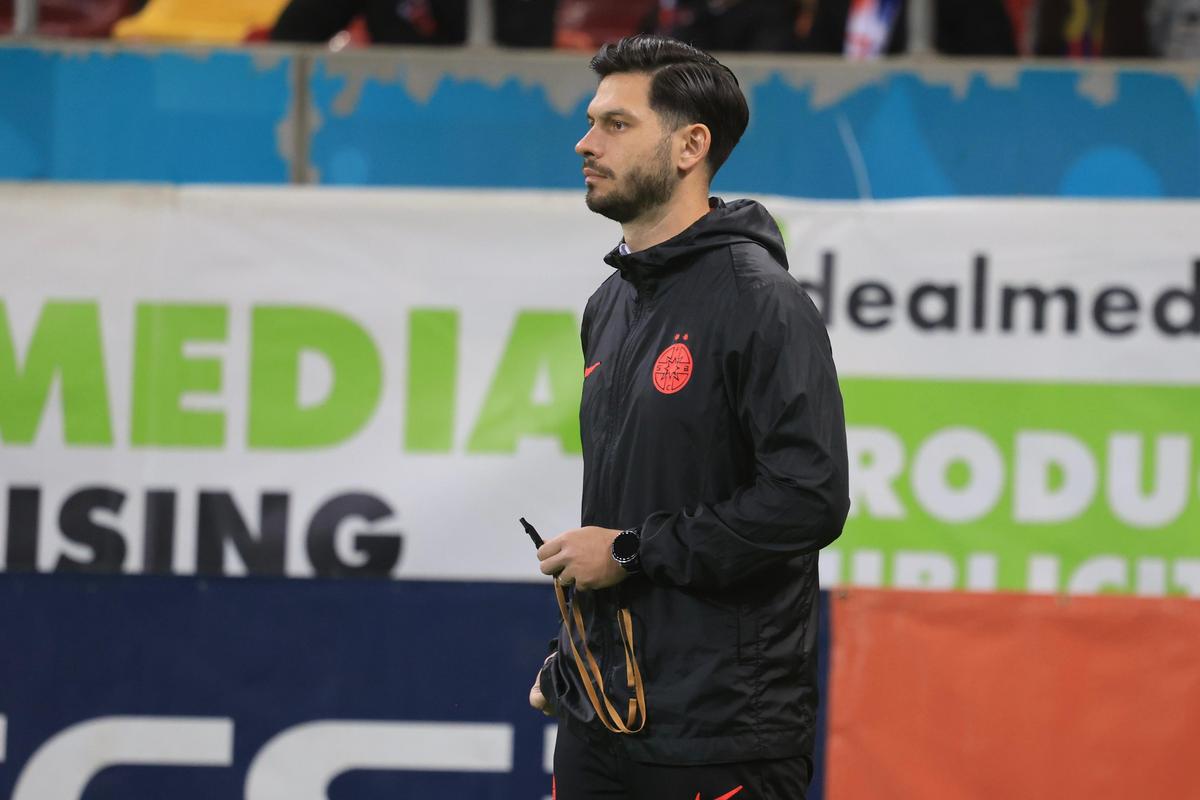 Înainte de FCSB - Metaloglobus, prima rundă din play-out