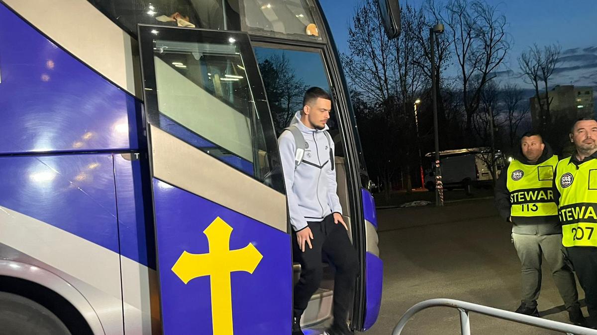 5 decizii MAJORE luate de Mirel Rădoi la debutul la FCSB » Multe enigme au fost lămurite cu Metaloglobus