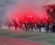 Fanii lui U Cluj, la antrenamentul echipei înainte de derby-ul cu CFR Cluj// foto: Facebook @U Cluj Fans