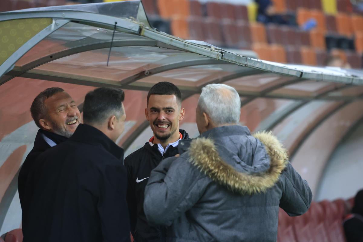 Înainte de FCSB - Metaloglobus, prima rundă din play-out