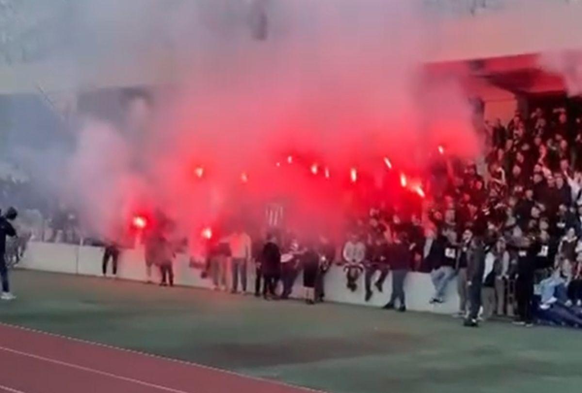 Fanii lui U Cluj, la antrenamentul echipei înainte de derby-ul cu CFR Cluj
