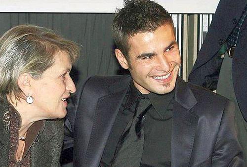Adrian Mutu și mama lui, Rodica