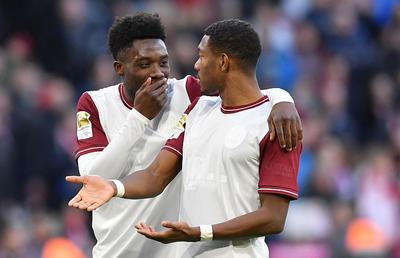 Bayern are probleme: David Alaba acuzat că încalcă regula distanțării! Cum l-au surprins jurnaliștii Bild