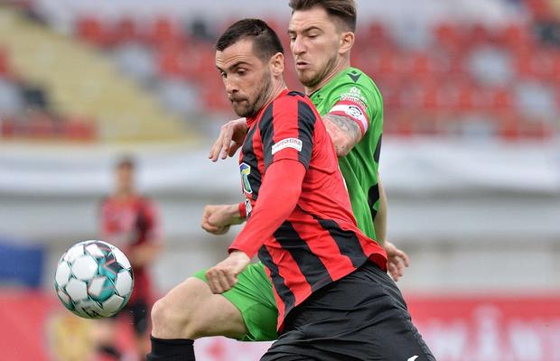 Un antrenor e revoltat de Dinamo: „Nu se trezește nimeni! Se aduc oameni pe interese. Clubul e aproape de faliment”