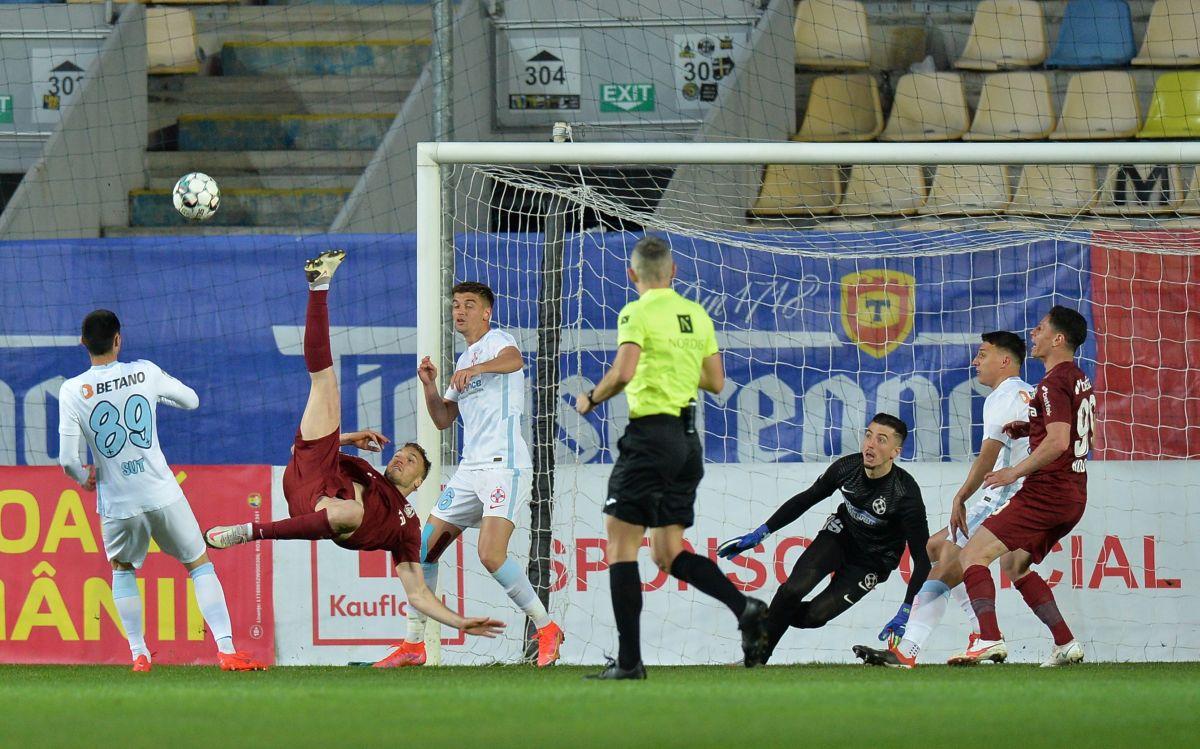 Sărbătoritul Andrei Vlad și Giedrius Arlauskis, cei mai buni de pe teren în Supercupă » Câţi elevi ai lui Petrea au primit 4