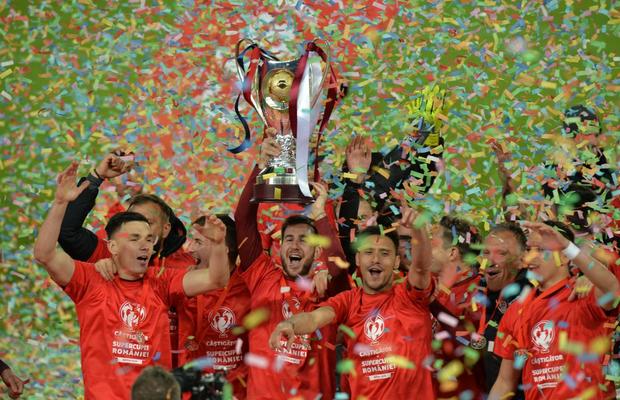 CFR Cluj, petrecere de zile mari la Ploiești! Cum au sărbătorit triumful din Supercupa României