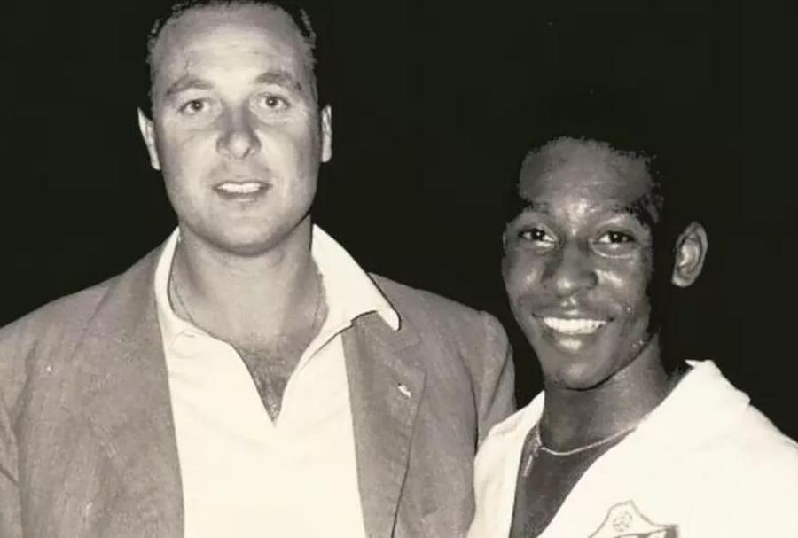 Ettore Trevisan, alături de Pele, în anii '70 // Foto: gelocal.it Miracolul Haiti! Cum a ajuns micuța națională din Caraibe să domine fotbalul nord-american și să se califice la Campionatul Mondial din 1974
