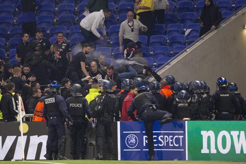Incidente grave pe stadion la Lyon// Foto: Imago