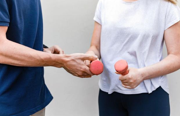 Salarii din sport: Cât câștigă un kinetoterapeut?