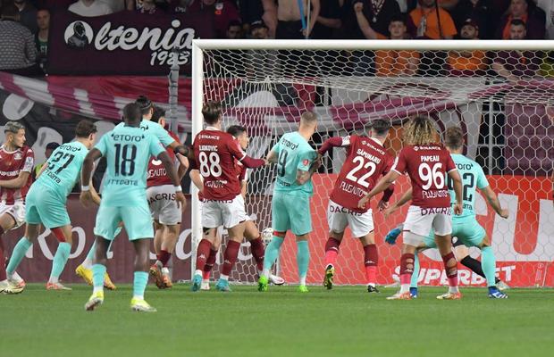 Eșecul cu CFR Cluj le-a fost fatal! Trei jucători de la Rapid, excluși din lot de Bergodi pentru meciul cu Sepsi