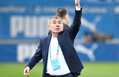 Gheorghe Hagi a admis la conferință: „M-ai prins în ofsaid! Am și momente ca astea”