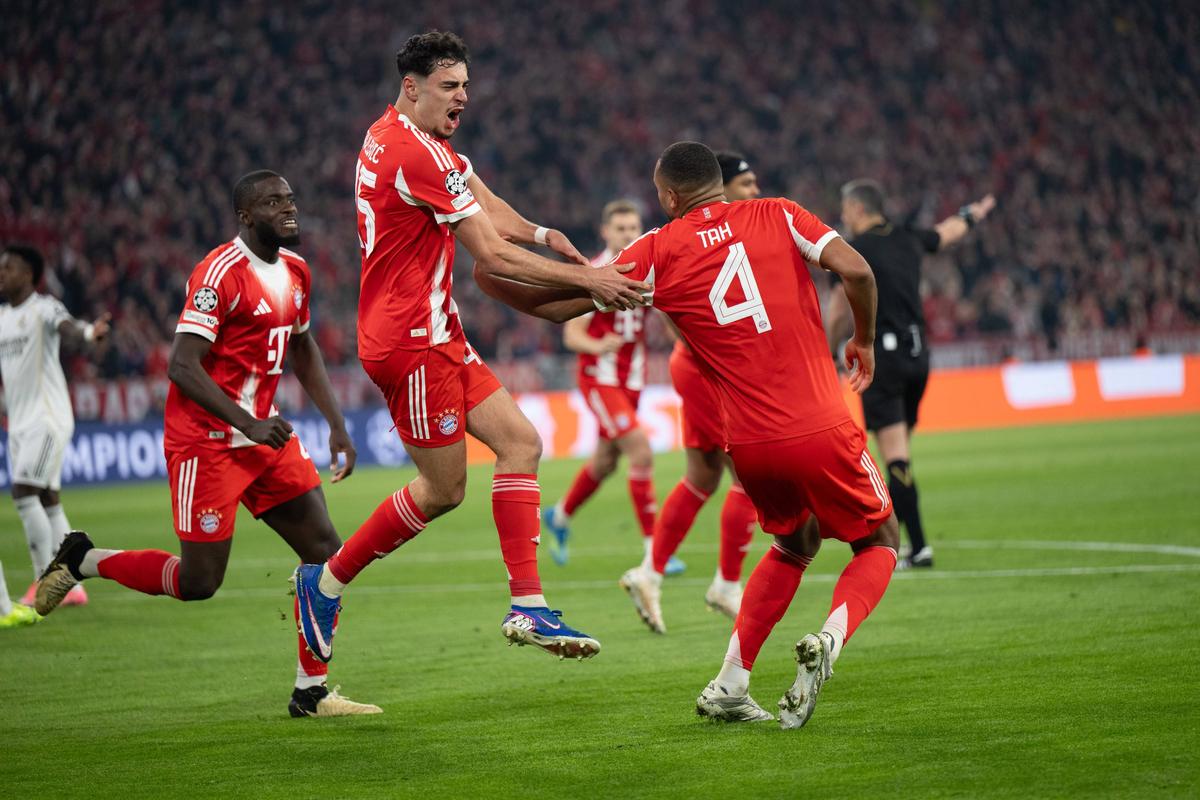 Bayern câștigă duelul titanilor contra lui Real Madrid! Poveste cu 7 goluri și un mare scandal la final