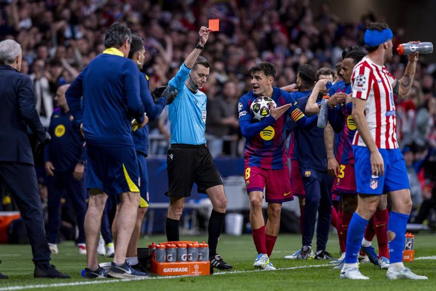 Barcelona a făcut astăzi reclamație la UEFA: „O rușine!” » Ce solicită Joan Laporta