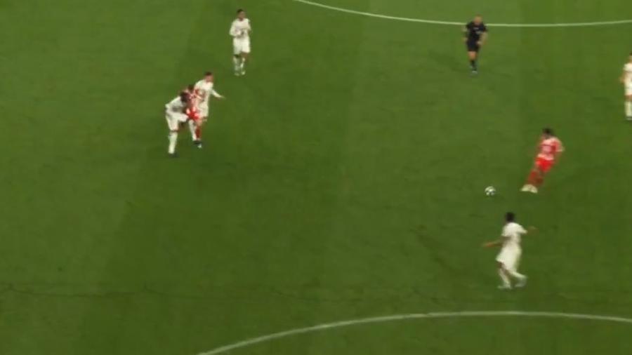 Cine l-a enervat pe Panduru în Bayern - Real Madrid: „O prostie monumentală!”