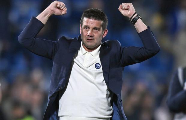 I-au pus oferta pe masă lui Cristi Chivu: 5 milioane de euro salariu, puteri depline!
