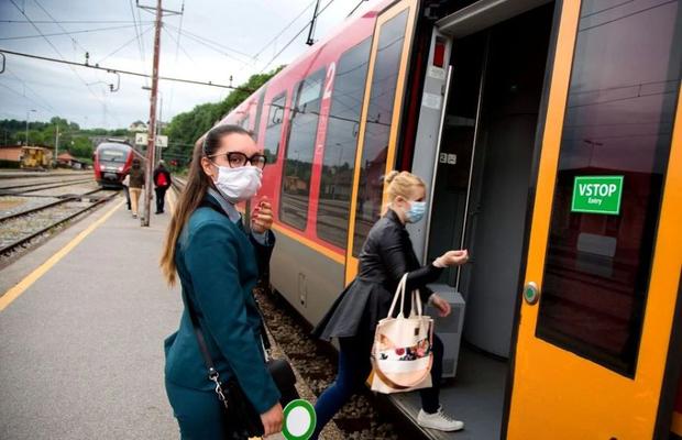 Prima țară europeană care a declarat sfârșitul pandemiei de coronavirus și a decis să deschidă granițele