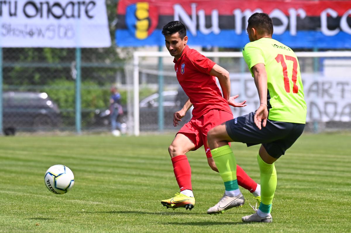 Oprița se gândeşte că ar putea fi dat afară de la CSA Steaua: „Dacă nu se promovează, nu am cum să rămân!”