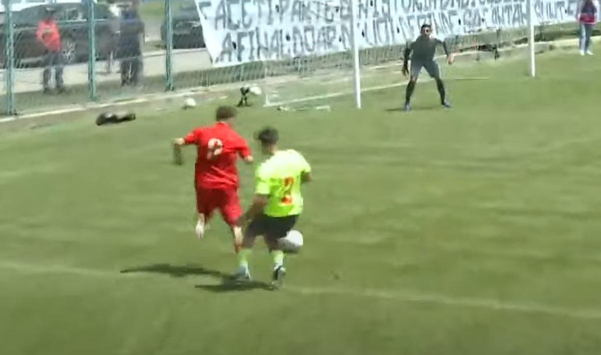 Faze incredibile în Steaua - Mostiștea Ulmu! Oaspeții au vrut să iasă de pe teren după un penalty INVENTAT pentru „militari”