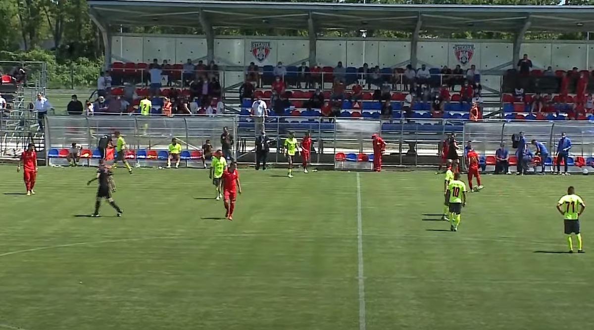 Faze incredibile în Steaua - Mostiștea Ulmu! Oaspeții au vrut să iasă de pe teren după un penalty INVENTAT pentru „militari”