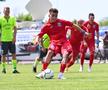 Jucătorii Stelei au sărbătorit victoria cu fanii! Suporterii n-au uitat de FCSB și l-au înjurat pe Becali