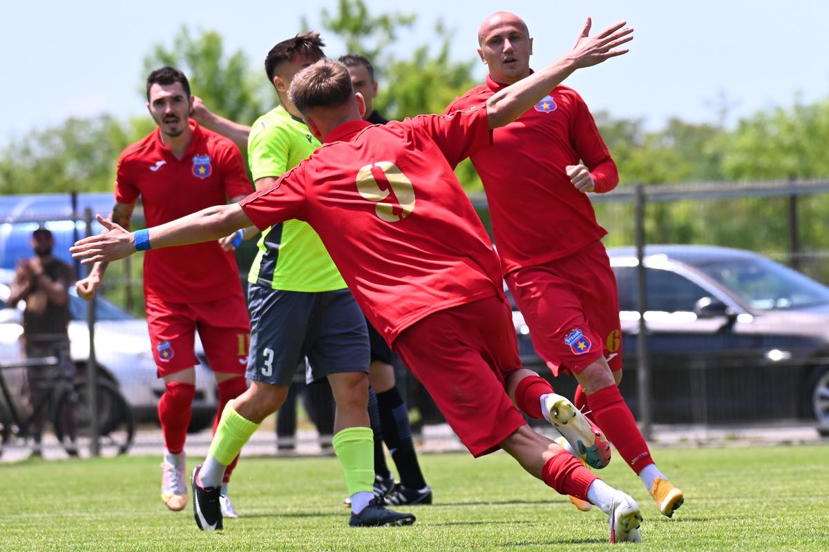 Oprița se gândeşte că ar putea fi dat afară de la CSA Steaua: „Dacă nu se promovează, nu am cum să rămân!”