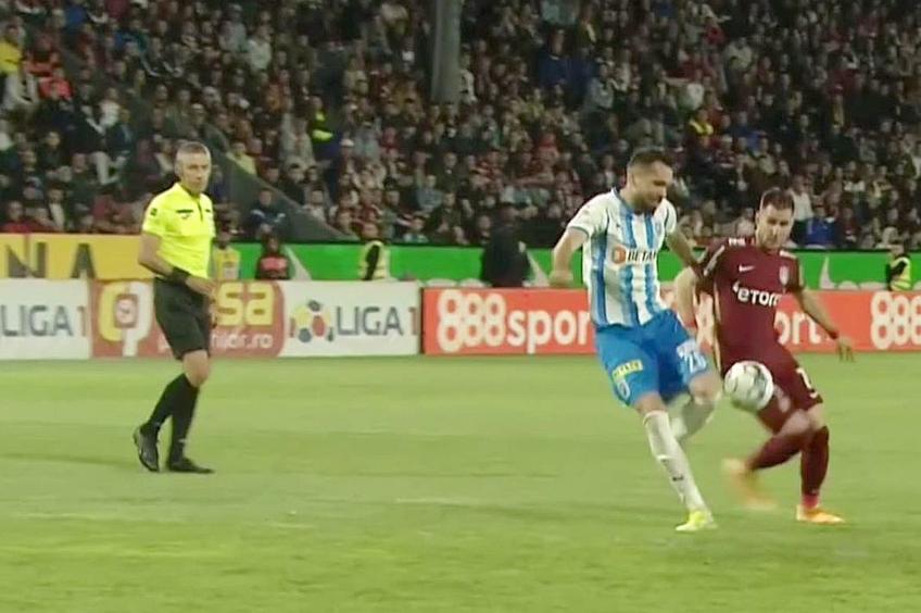 Momentul în care Găman îi pasează lui Debeljuh // foto: captură DigiSport