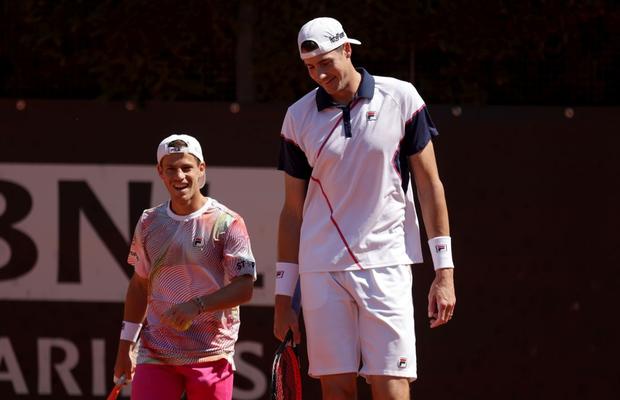 Imaginile anului în tenis: diferența de înălțime dintre jucătorii ajunși în finală e de 38 de centimetri!