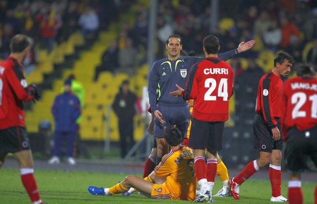 Elis Bakaj, debut în naționala Albaniei contra României: „A fost o rușine” » Acuze de blat după meciul din preliminariile EURO 2008: „Eu nu știam nimic”