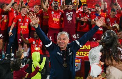 Dan Petrescu, primă fabuloasă pentru cucerirea titlului cu CFR Cluj! Poate da lovitura carierei dacă intră în grupele Ligii Campionilor