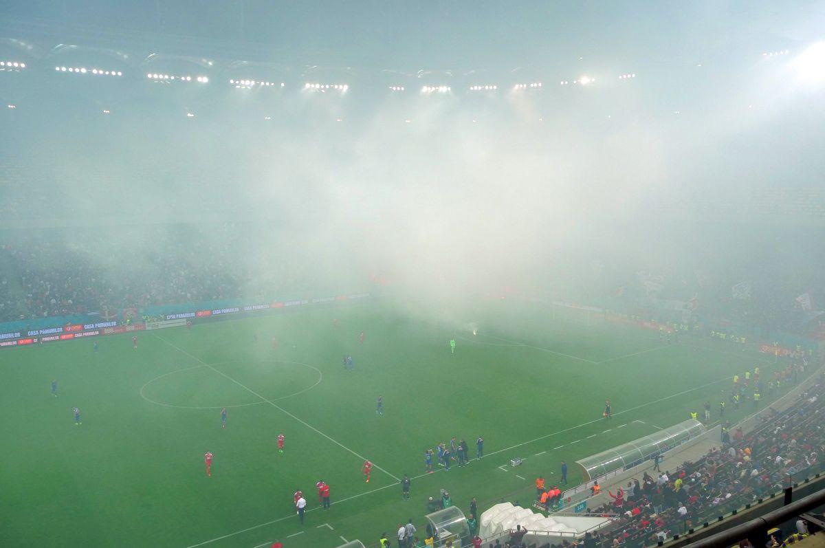 Teroare pe Arena Națională: Peluza Sud a declanșat haosul în derby-ul Dinamo - Steaua