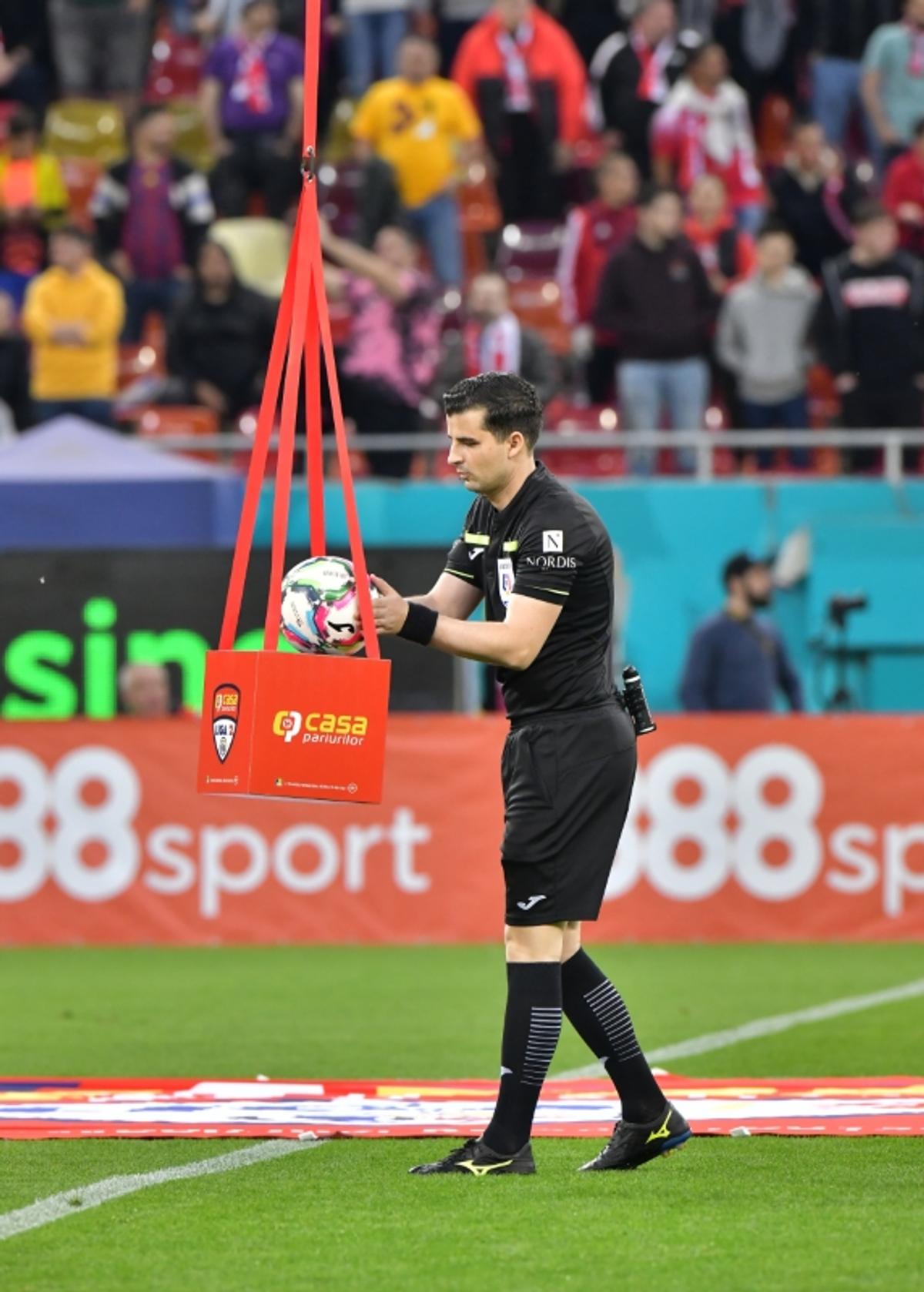 Dinamo - CSA Steaua, fotografii din meci