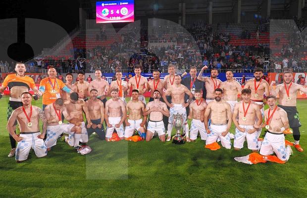 ULUITOR, Cupa României Betano e la Castel! Corvinul Hunedoara e noua legendă vie a Transilvaniei, din „B” direct în Europa League!