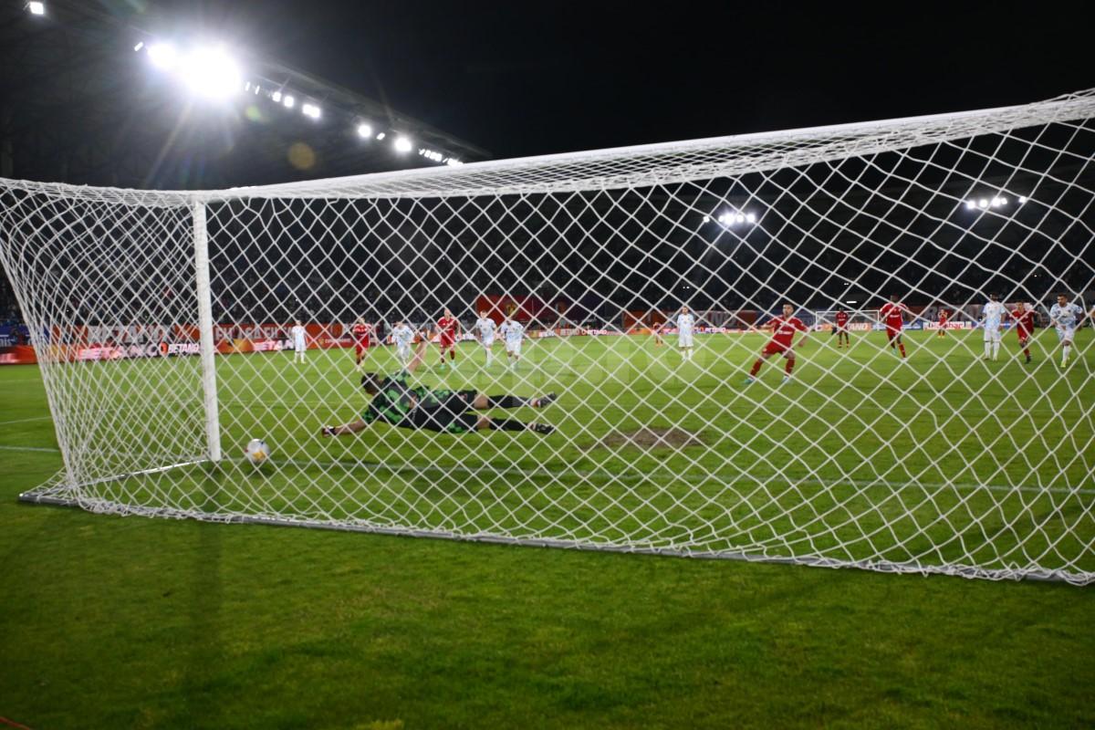 ULUITOR, Cupa României Betano e la Castel! Corvinul Hunedoara e noua legendă vie a Transilvaniei, din „B” direct în Europa League!