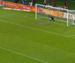 Andrei Herghiligiu (32 de ani), extrema stângă de la Corvinul Hunedoara a transformat cu stil penalty-ul prin care echipa lui Florin Maxim a câștigat Cupa României Betano, după 2-2, cu Oțelul și 3-2 la loviturile de departajare.